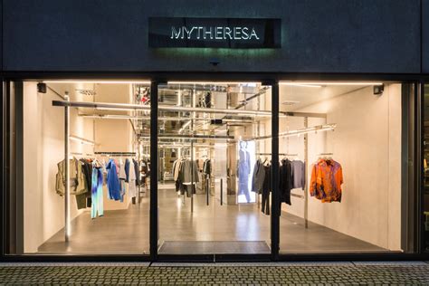 mytheresa shop.